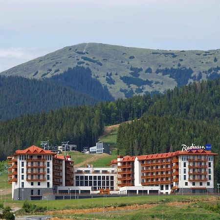 Radisson Blu Resort Boekovel Buitenkant foto Pojána